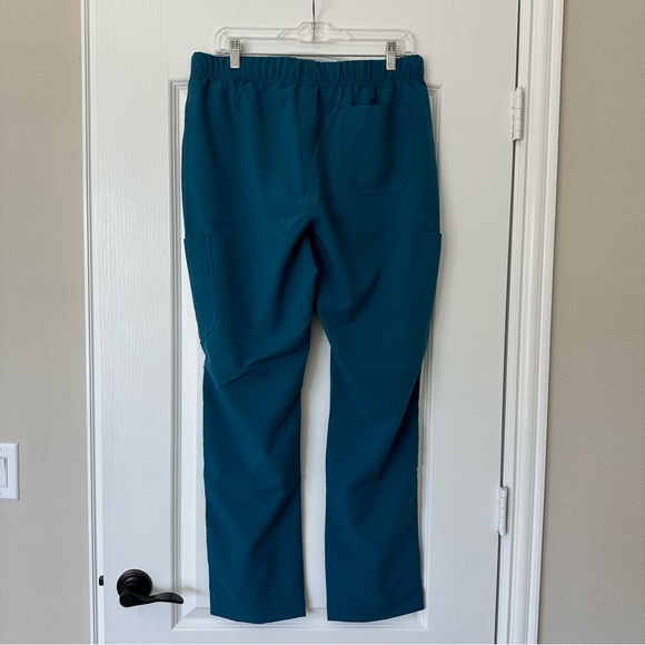 Scrub Joy fit for all scrub pants - Picture 2 of 3